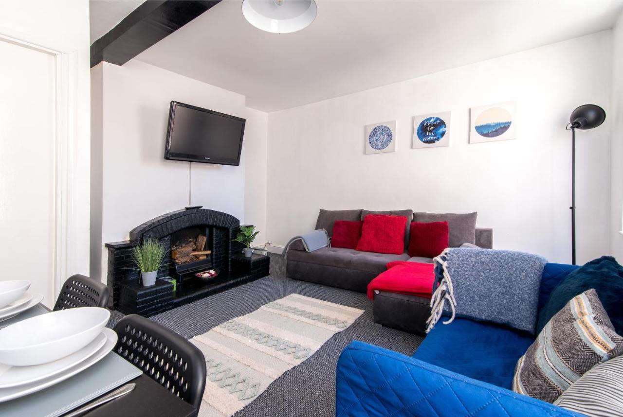 Characterful 2 Bed Apartment - Spacious & Comfy Castle Donington Exterior foto