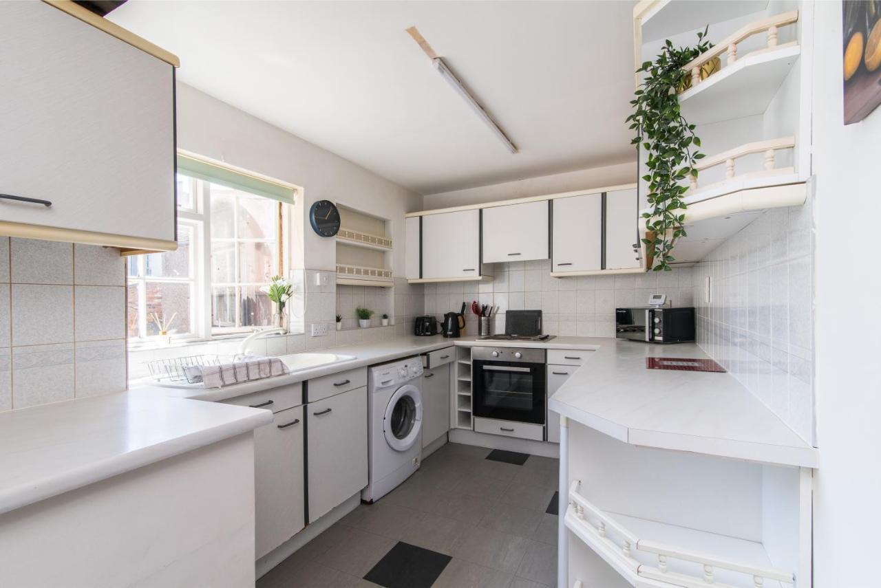 Characterful 2 Bed Apartment - Spacious & Comfy Castle Donington Exterior foto